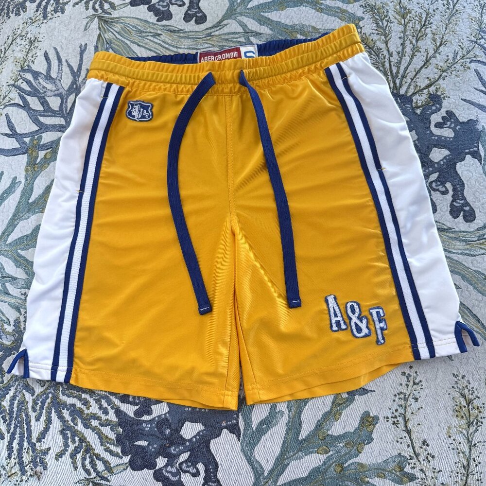Vintage Abercrombie & Fitch Men's Y2K Long Athletic Short Size S
